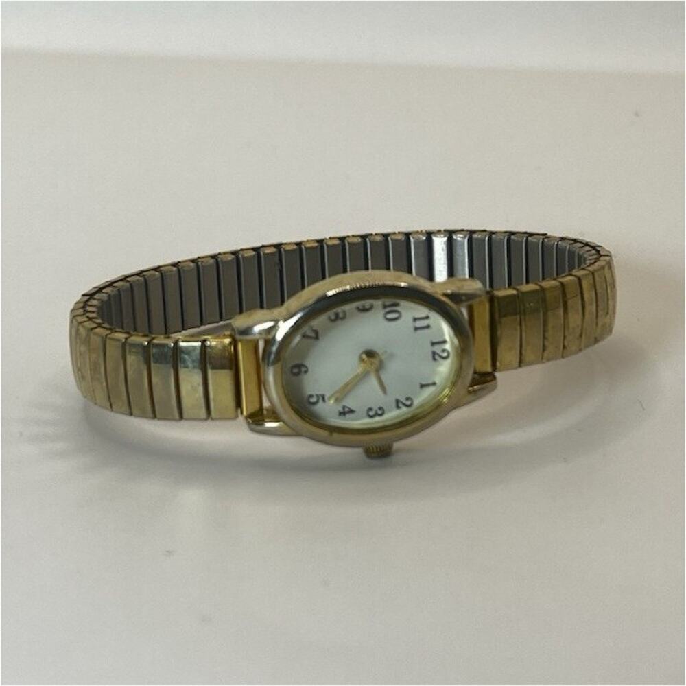FMD Women's Oval Gold Tone Analog Quartz Wristwatch Expansion Band Seconds Hand
